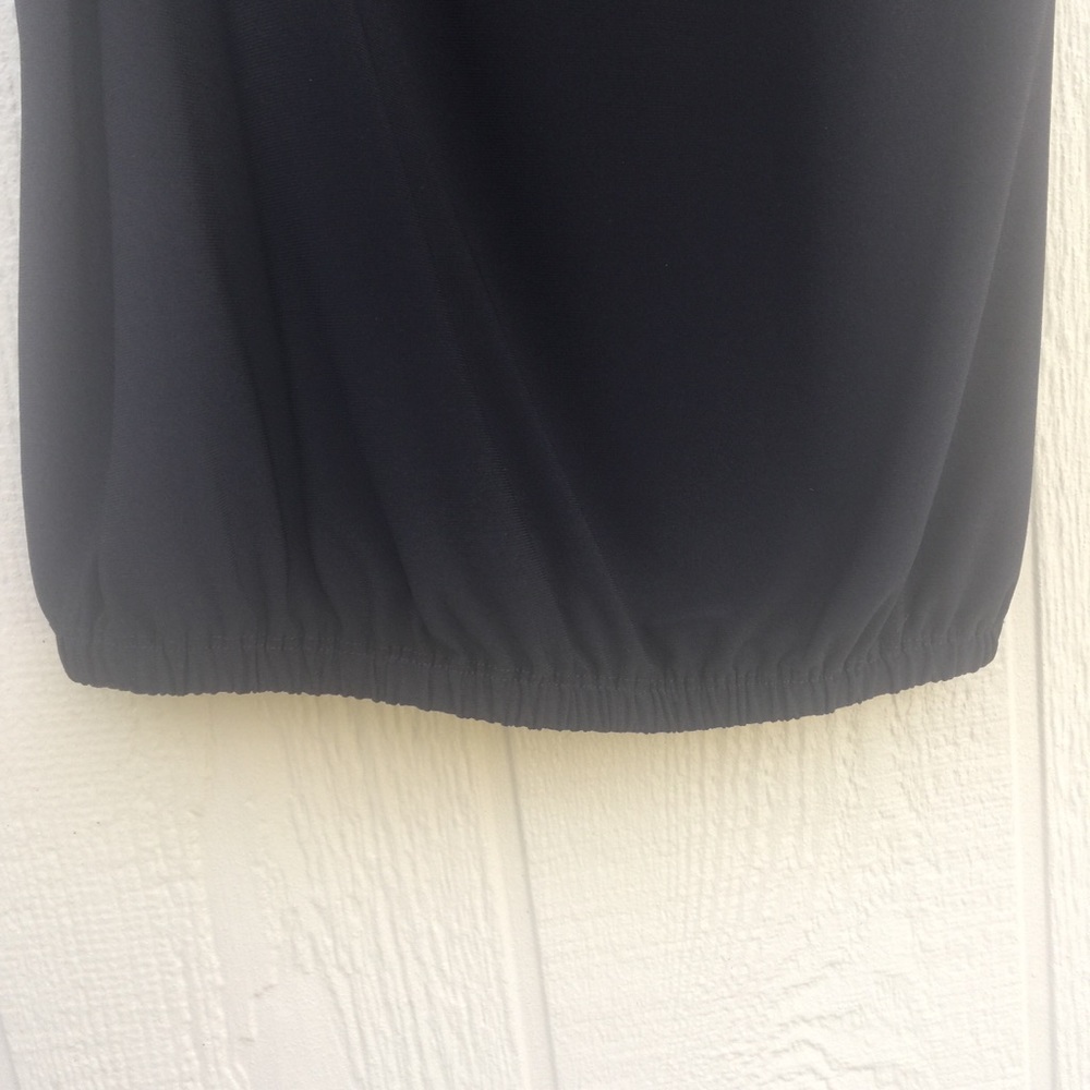 Women’s Casual Living Rosette Detail Top Size S - Picture 5 of 8